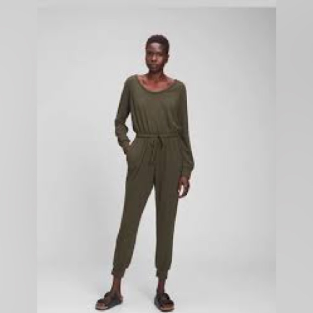 GAP jumpsuit